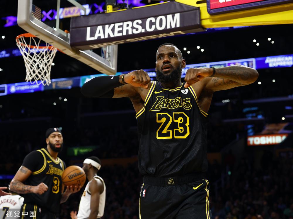 同时也是他 同时也是他